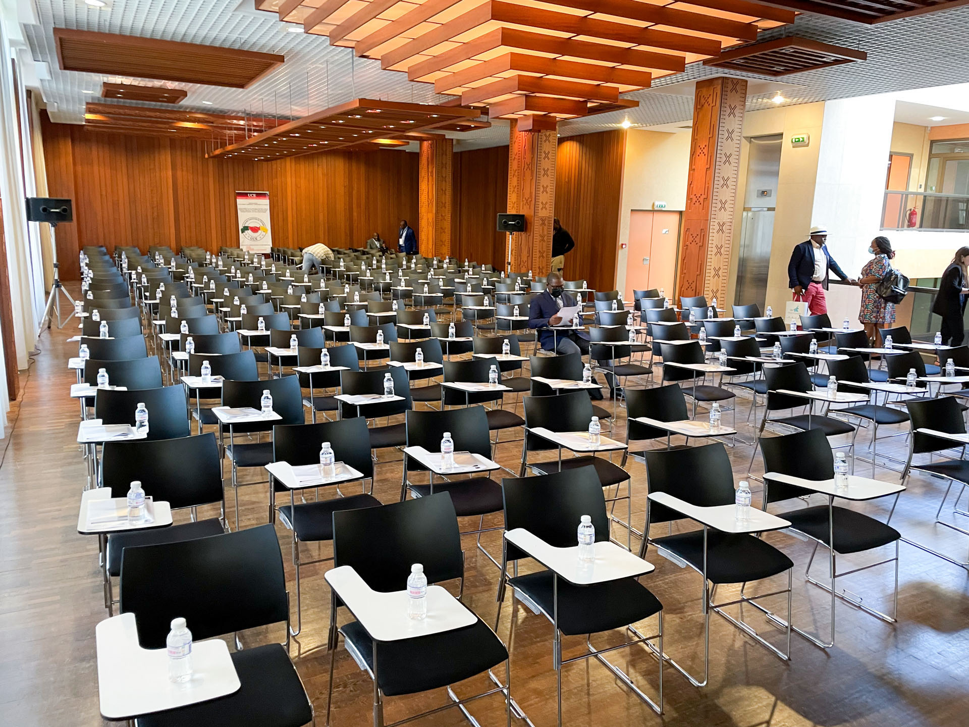 chairs 